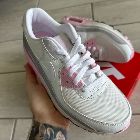 NIKE AIR MAX 90 WHITE PINK - Picture 2 of 3